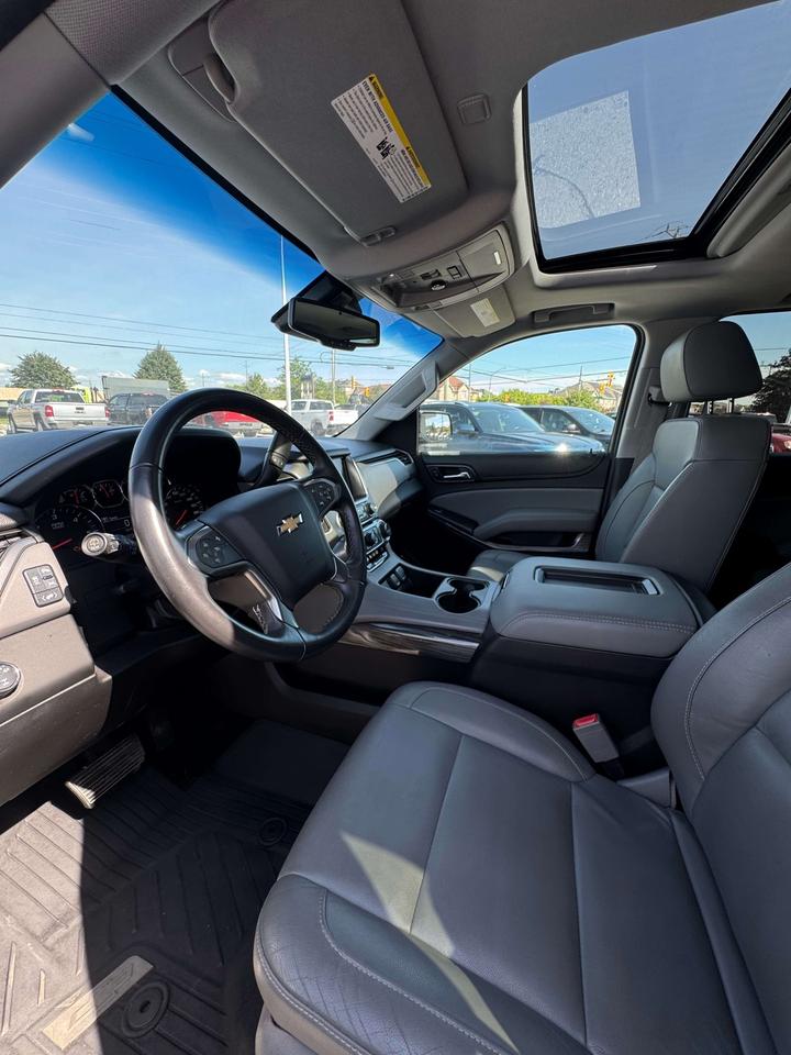 2016 Chevrolet Suburban 4WD 4dr 1500 LT Photo
