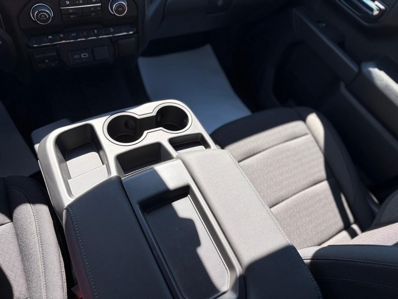 2026 Chevrolet Silverado 1500 Crew Cab Standard Box 4-Wheel Drive Custom Trail Boss Photo