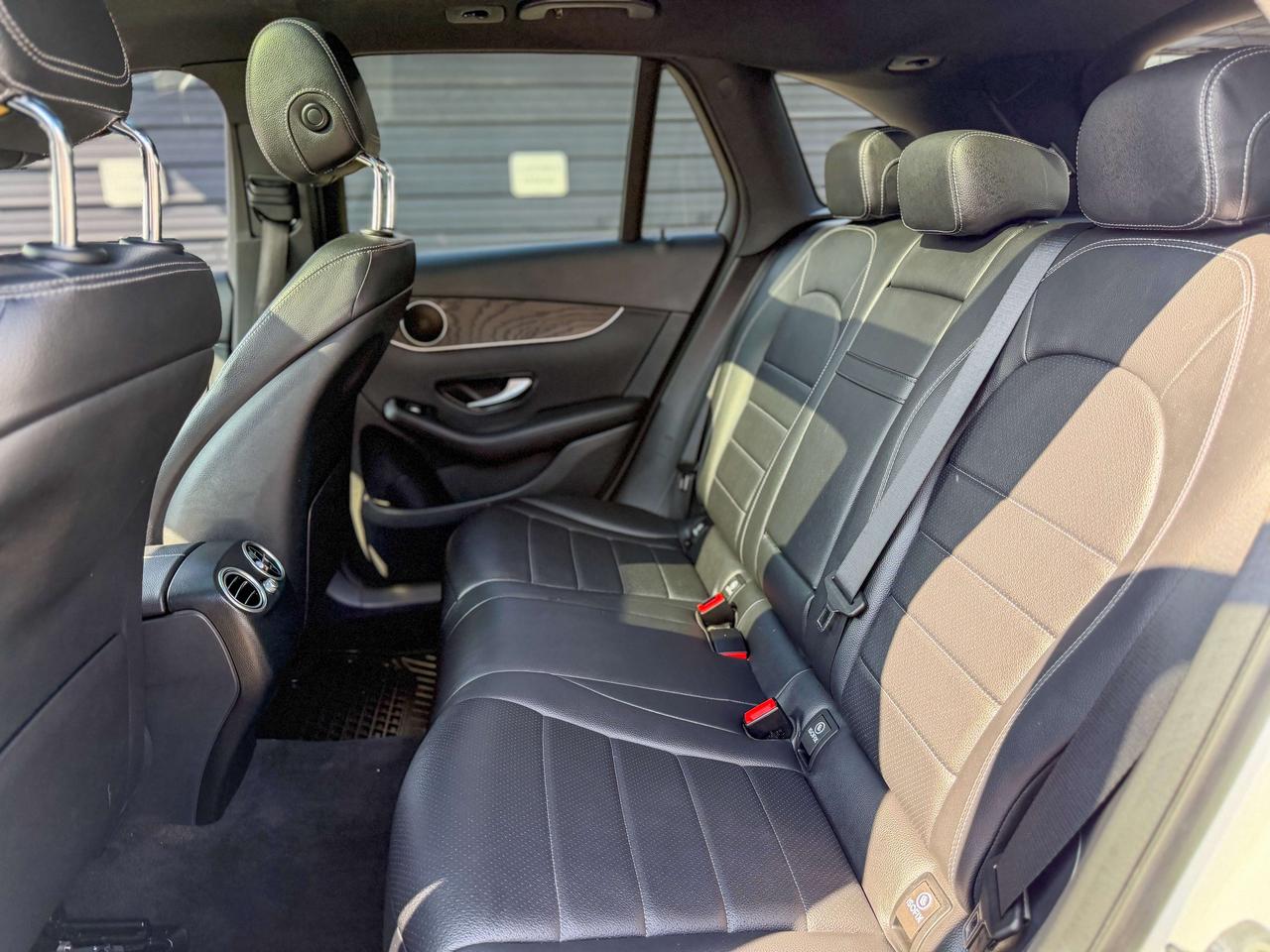 2020 Mercedes-Benz GLC GLC 300/BSM/NAVI/CAMERA/ROOF/APPLE CARPLAY/2.0L Photo