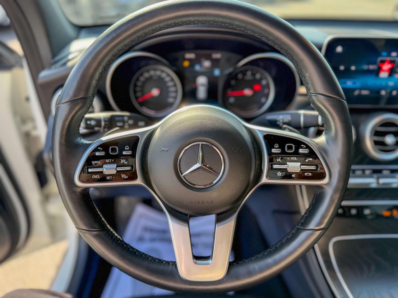 2020 Mercedes-Benz GLC GLC 300/BSM/NAVI/CAMERA/ROOF/APPLE CARPLAY/2.0L Photo