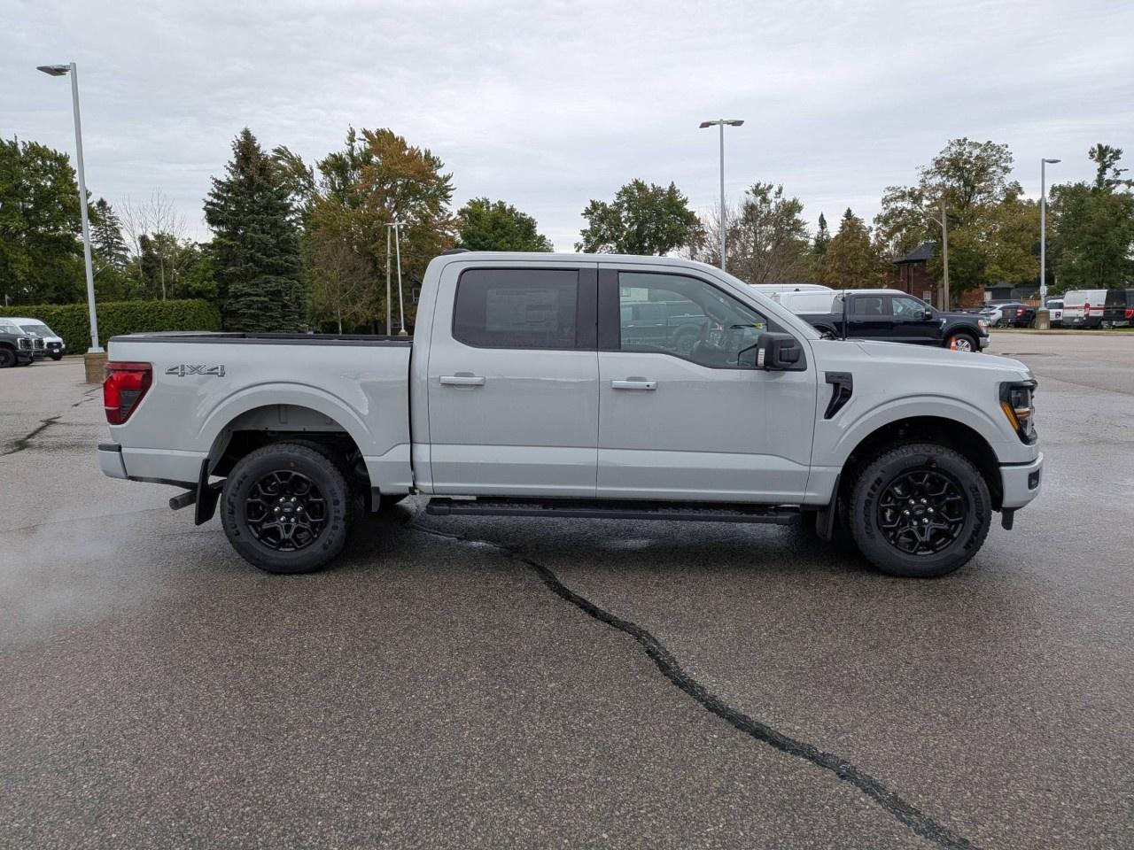 2026 Ford F-150  Photo3