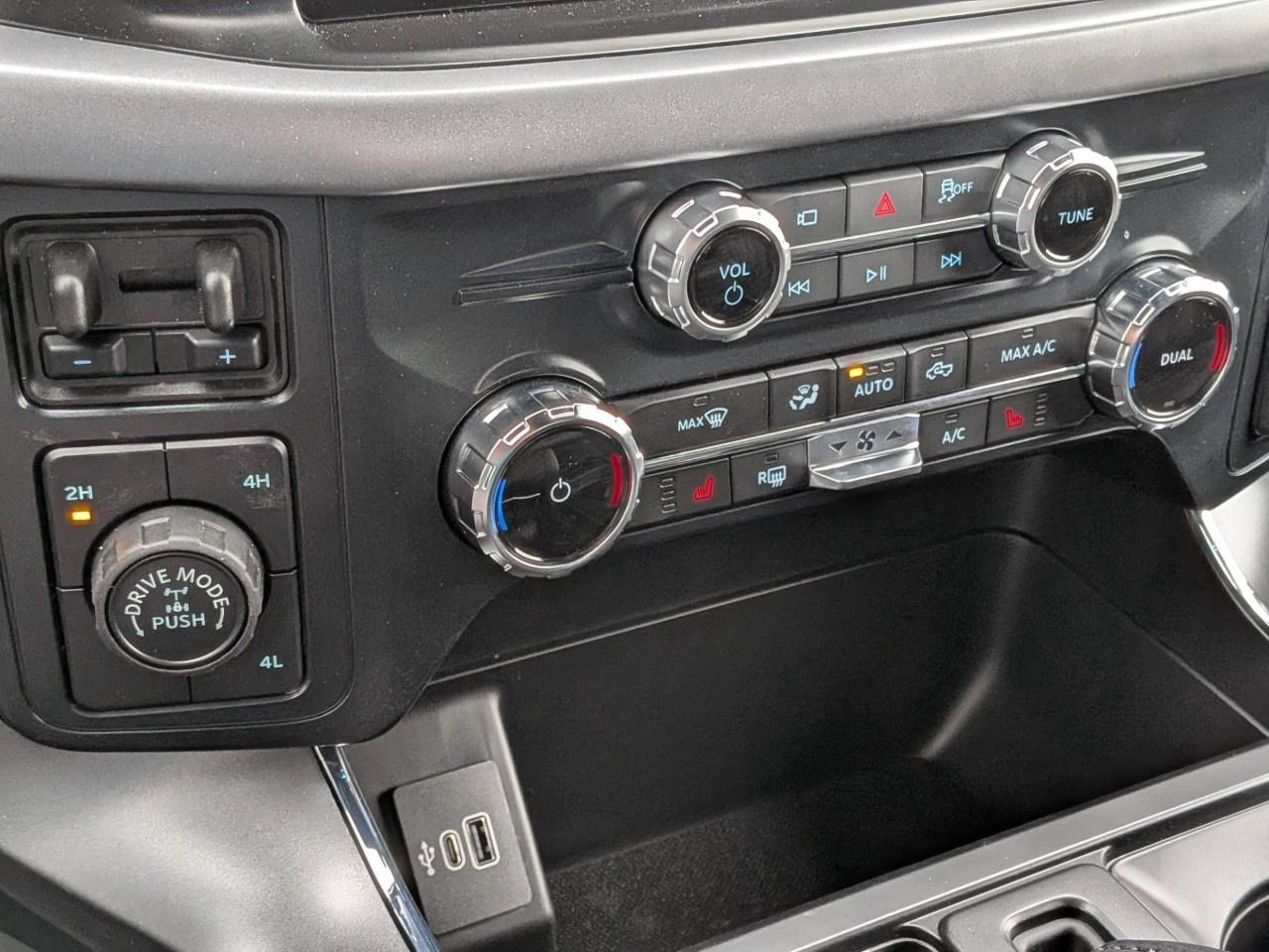 2026 Ford F-150  Photo