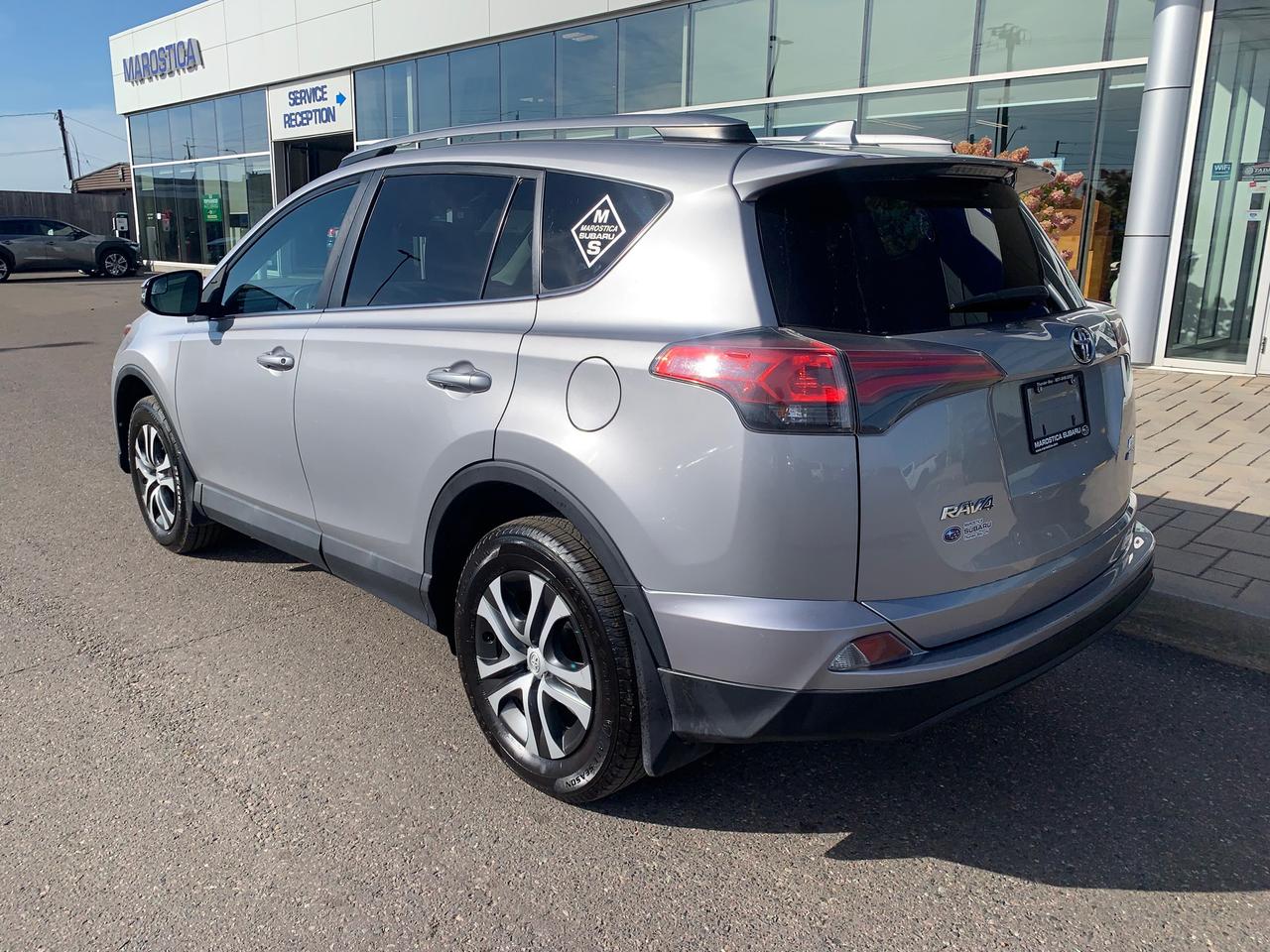 2017 Toyota RAV4 LE 4dr All-wheel Drive Photo