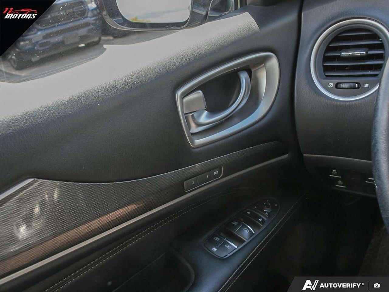 2017 Infiniti QX60 AWD 4dr   LOADED   NO ACCIDENTS Photo