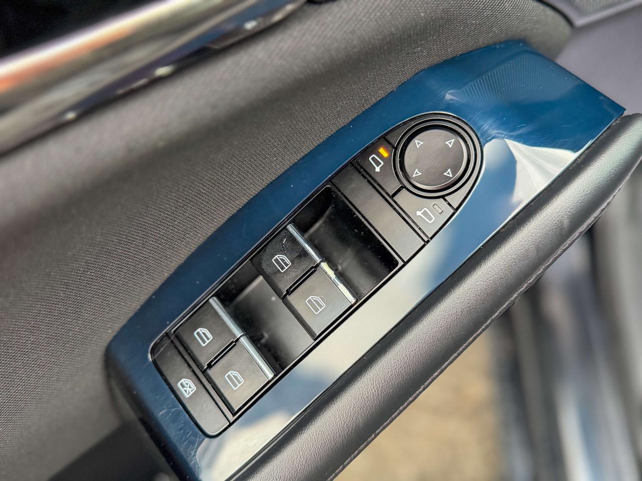 2019 Mazda 3 GS/ACCIDENT FREE/MANUAL TRANSMISSION/HEATED SEATS Photo