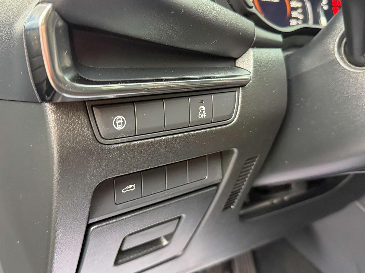 2019 Mazda 3 GS/ACCIDENT FREE/MANUAL TRANSMISSION/HEATED SEATS Photo