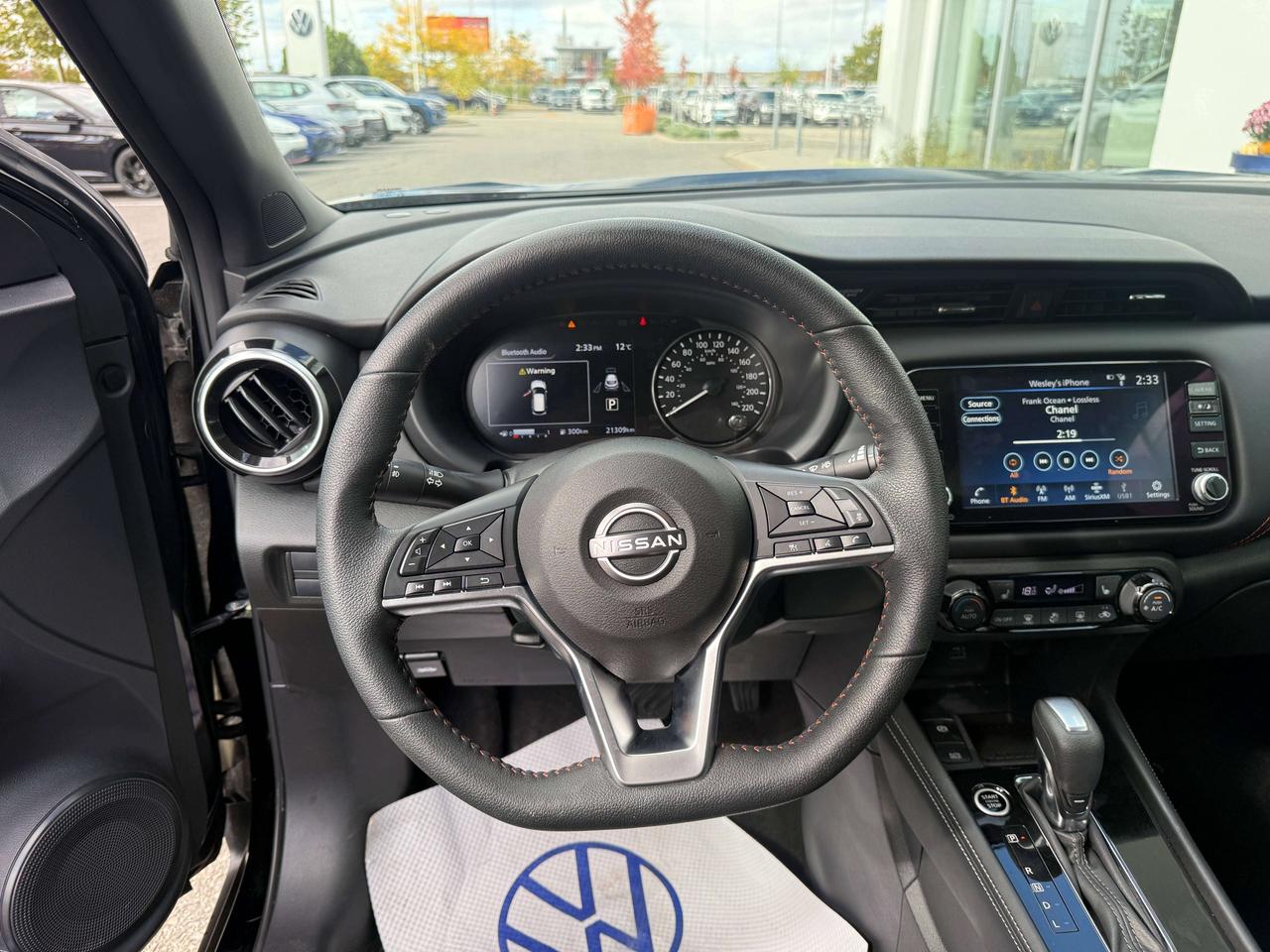 2024 Nissan Kicks SR Photo
