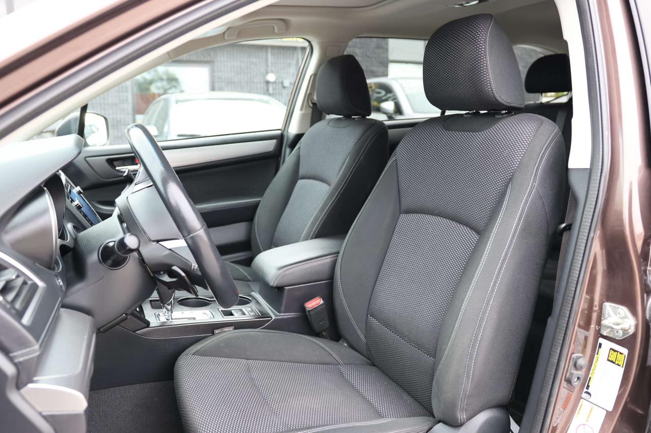 2019 Subaru Outback TOURING-AWD-EYESIGHT PKG/ADAPT CRUISE/BCAM/BLIS/FCW/LDW/HEATED SEATS/KEYLESS/CARPLAY/SUNROOF Photo