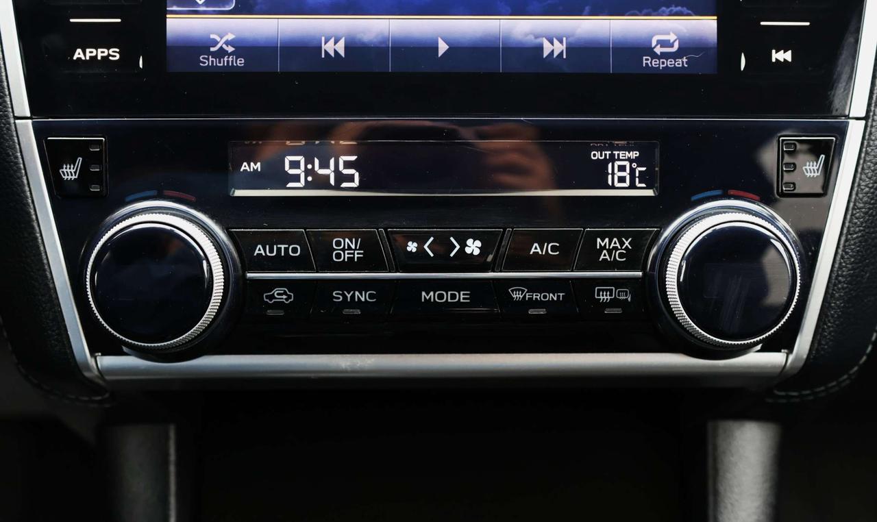 2019 Subaru Outback TOURING-AWD-EYESIGHT PKG/ADAPT CRUISE/BCAM/BLIS/FCW/LDW/HEATED SEATS/KEYLESS/CARPLAY/SUNROOF Photo