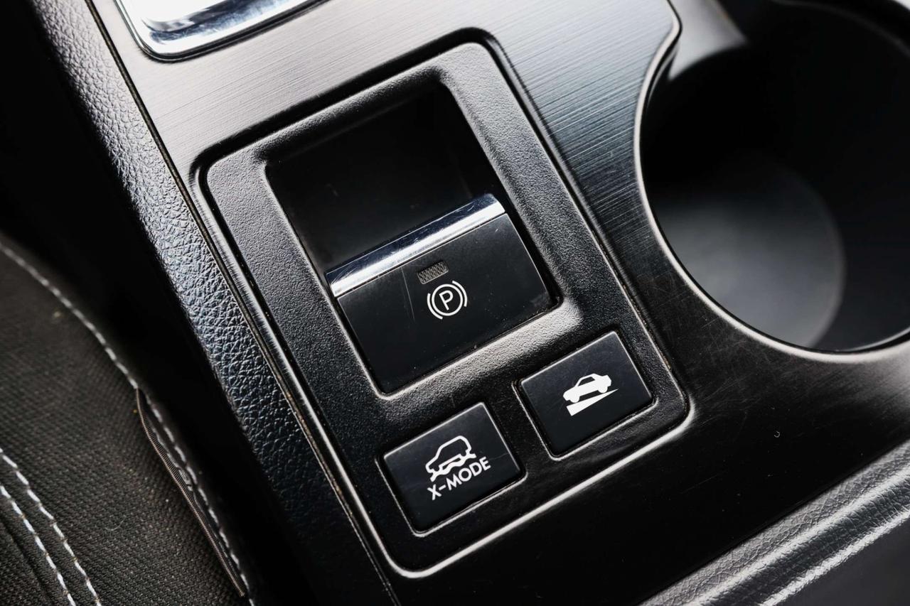2019 Subaru Outback TOURING-AWD-EYESIGHT PKG/ADAPT CRUISE/BCAM/BLIS/FCW/LDW/HEATED SEATS/KEYLESS/CARPLAY/SUNROOF Photo