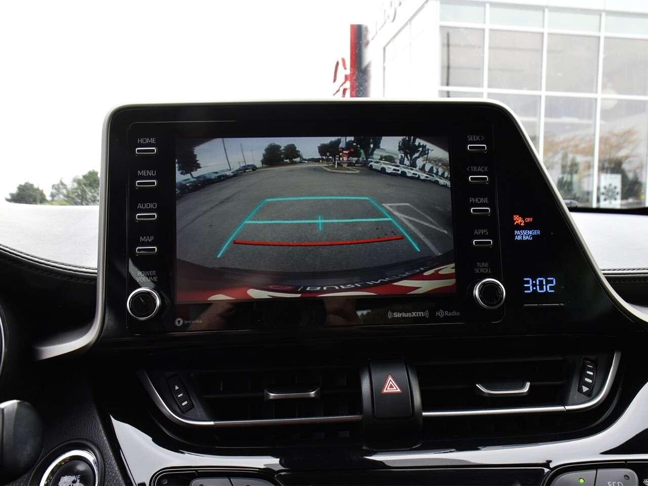 2019 Toyota C-HR FUEL SAVER, HEATED SEATS, APPLE CARPLAY Photo