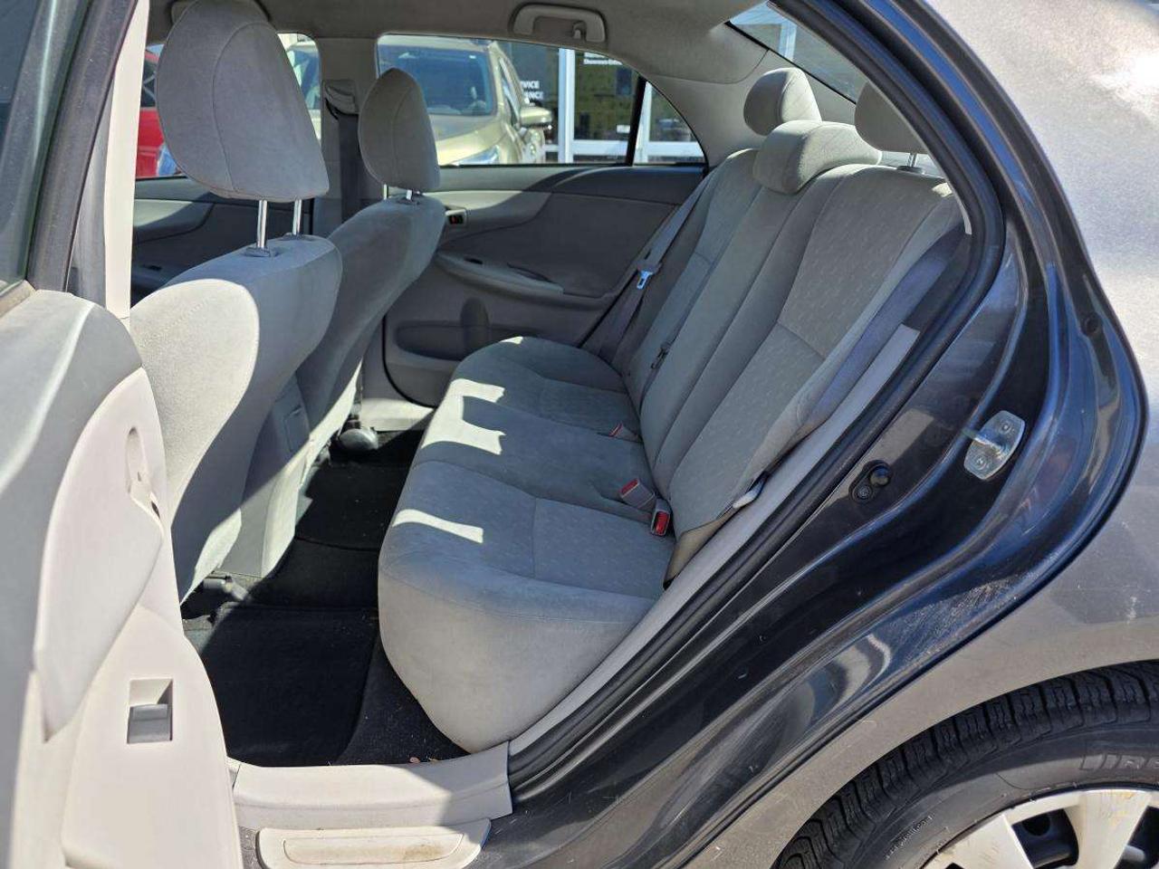 2010 Toyota Corolla MANUAL POWER LOCKS Photo