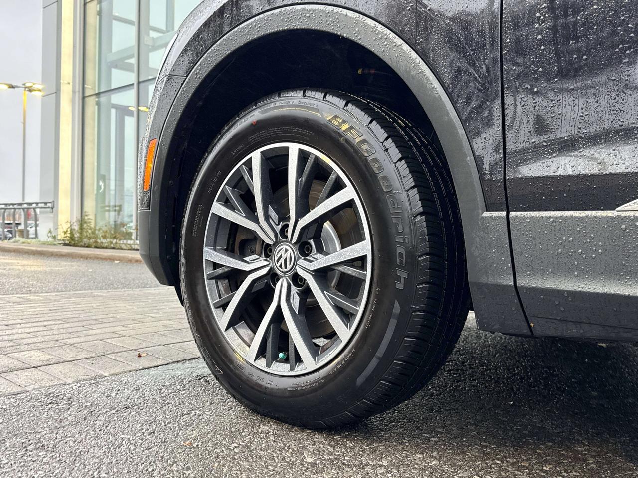 2020 Volkswagen Tiguan COMFORTLINE Photo