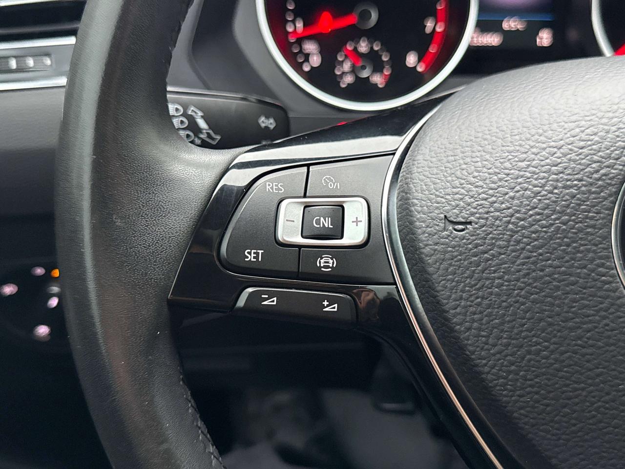 2020 Volkswagen Tiguan COMFORTLINE Photo