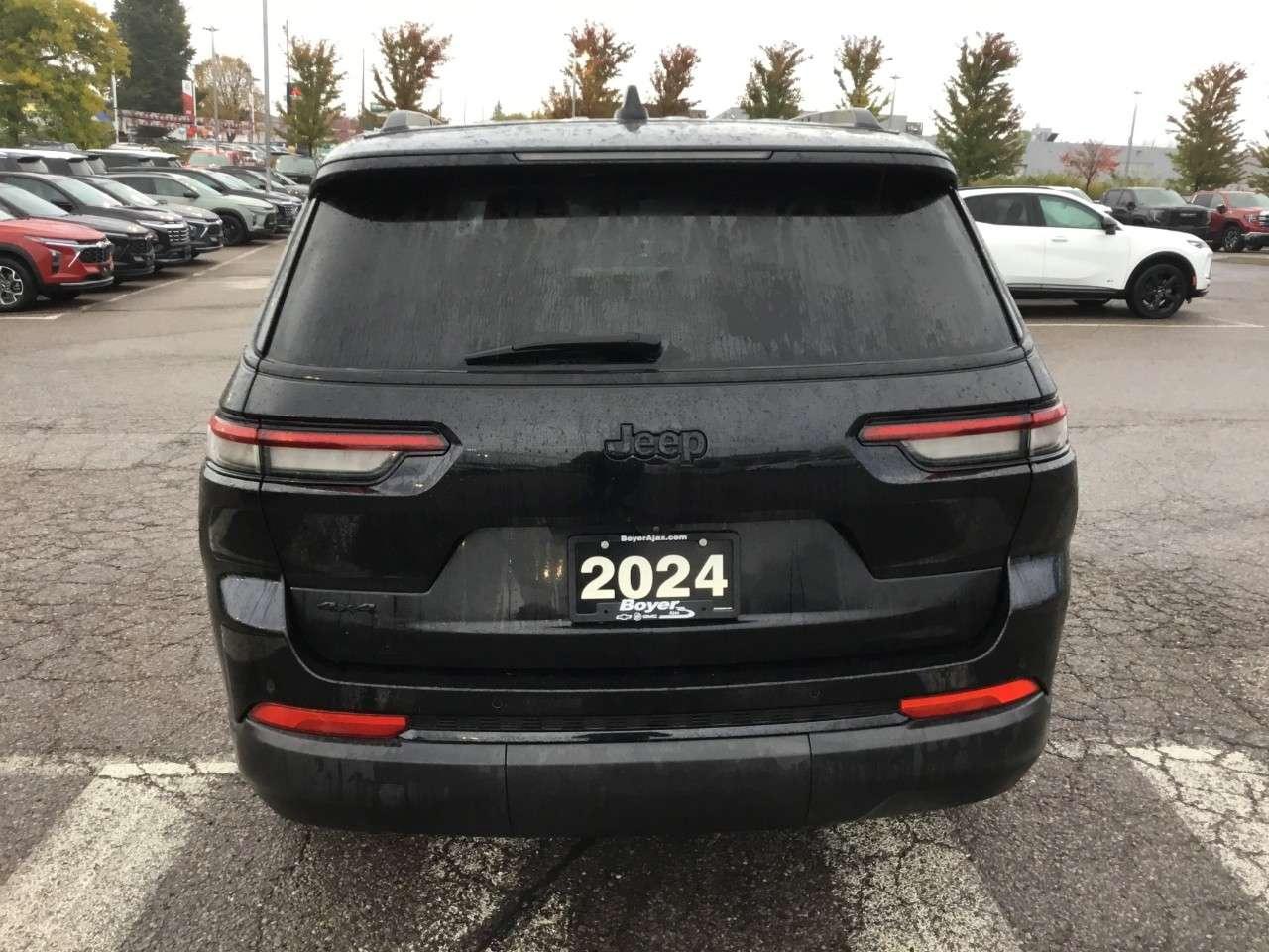 2024 Jeep Grand Cherokee ALTITUDE 4X4 Photo