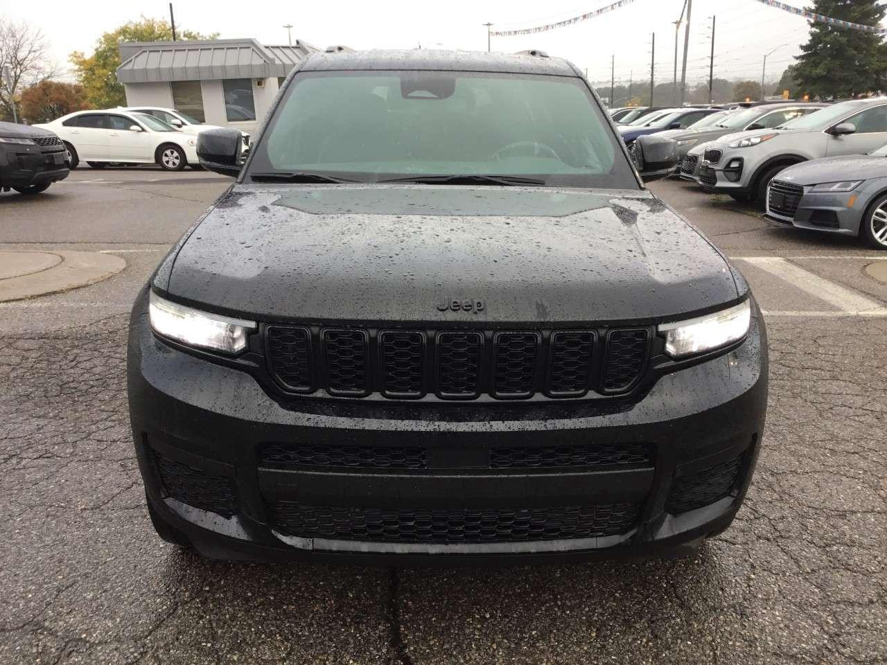 2024 Jeep Grand Cherokee ALTITUDE 4X4 Photo