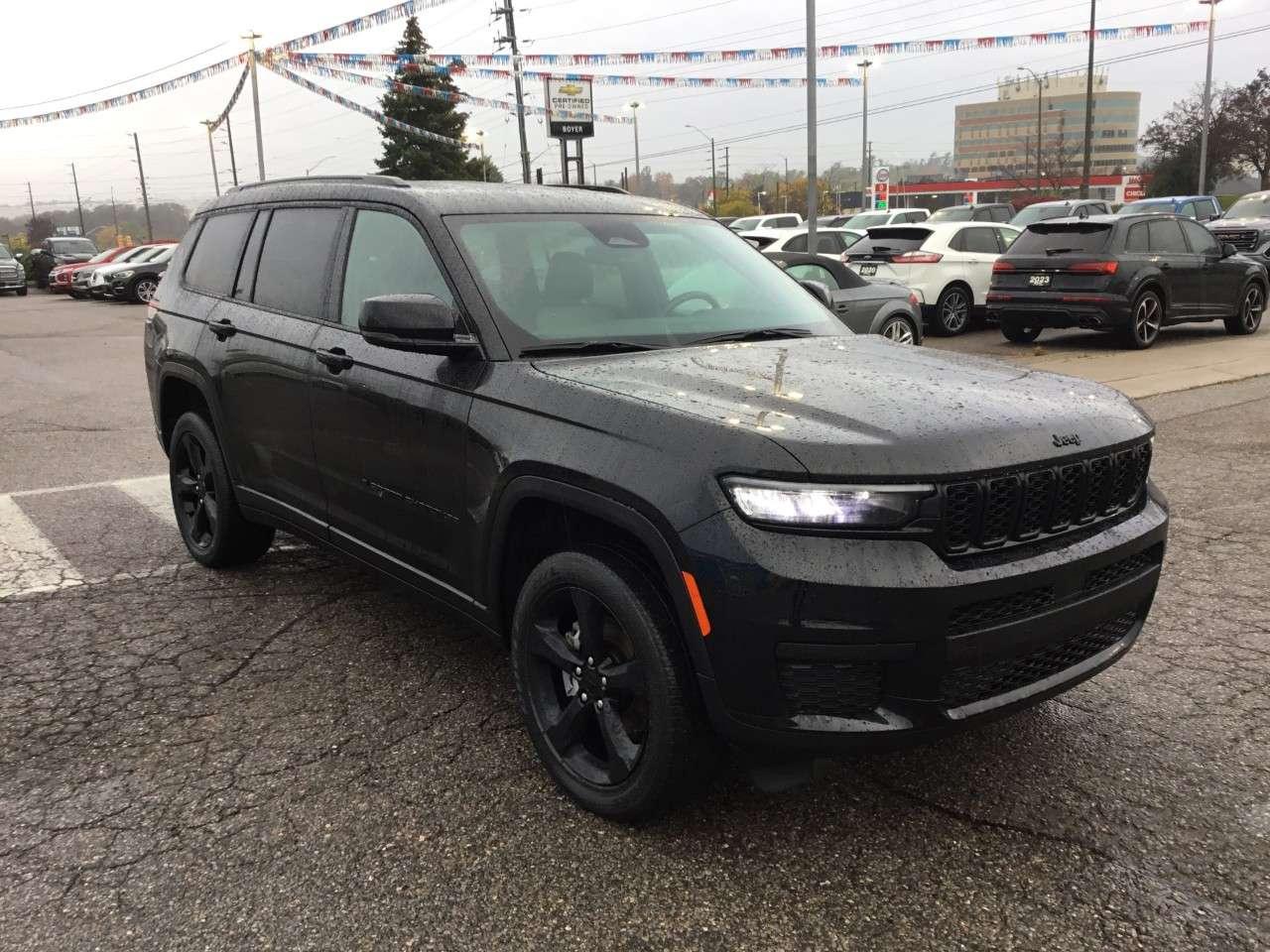 2024 Jeep Grand Cherokee ALTITUDE 4X4 Photo