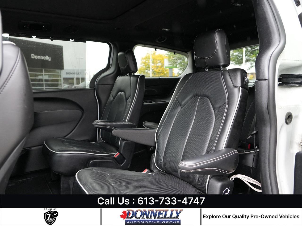 2025 Chrysler Pacifica Limited FWD Photo