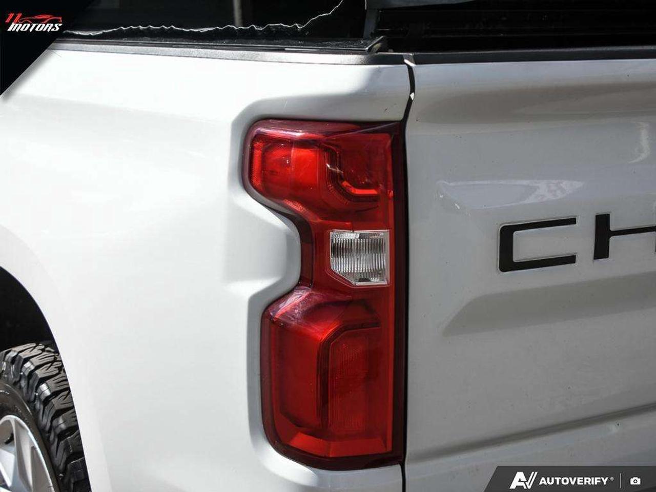 2020 Chevrolet Silverado 1500 4X4 Double Cab 147 Custom   NO ACCIDENTS Photo