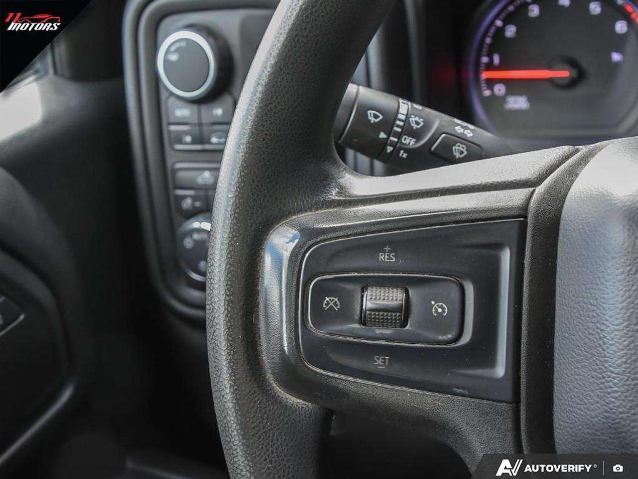 2020 Chevrolet Silverado 1500 4X4 Double Cab 147 Custom   NO ACCIDENTS Photo