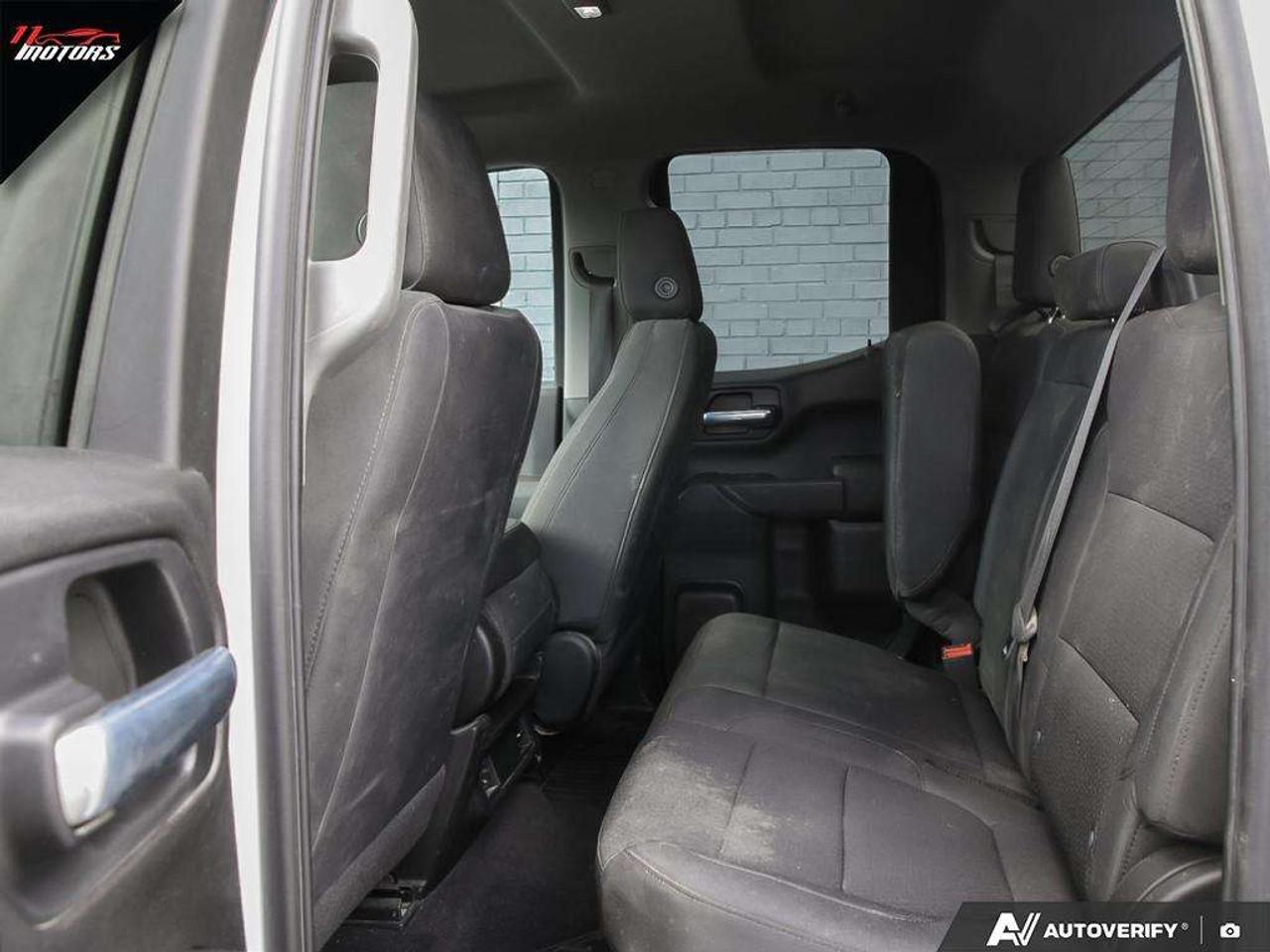 2020 Chevrolet Silverado 1500 4X4 Double Cab 147 Custom   NO ACCIDENTS Photo