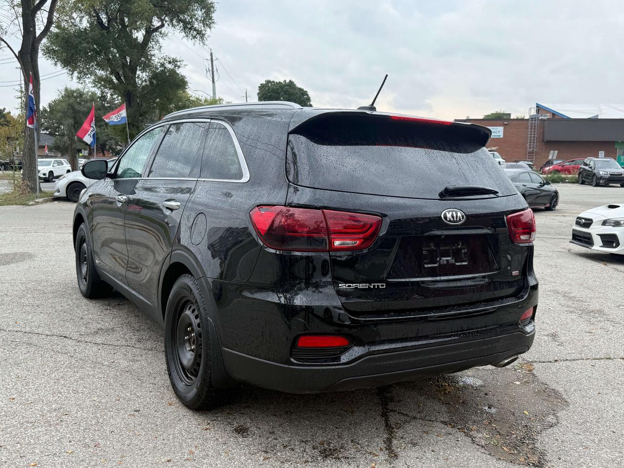 2019 Kia Sorento No Accidents l AWD l LX l 4cyl l Winter Tires l Photo