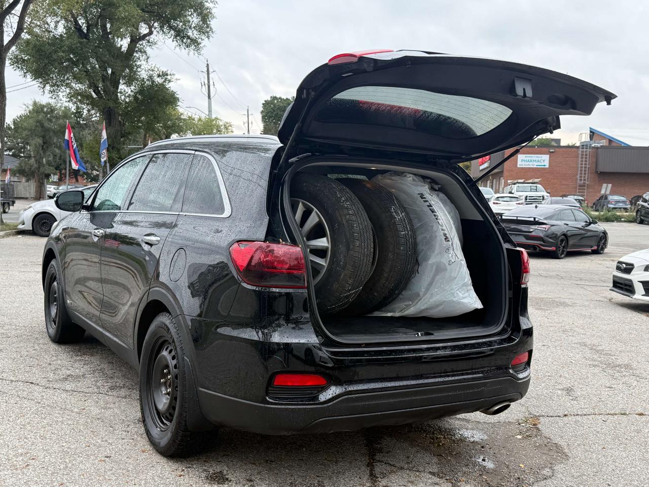 2019 Kia Sorento No Accidents l AWD l LX l 4cyl l Winter Tires l Photo