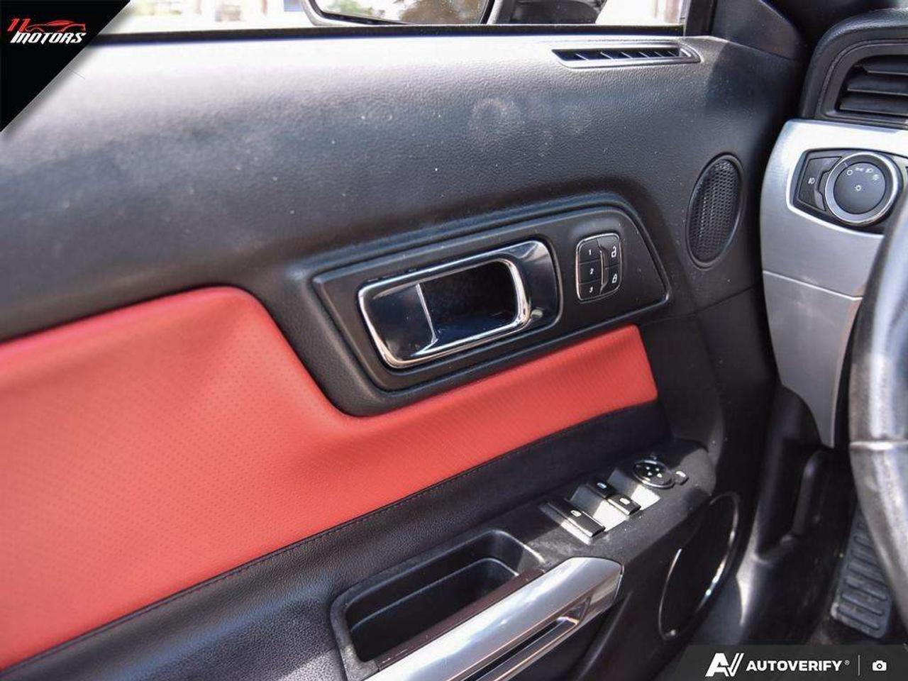 2015 Ford Mustang 2dr Conv EcoBoost Premium   NO ACCIDENTS Photo