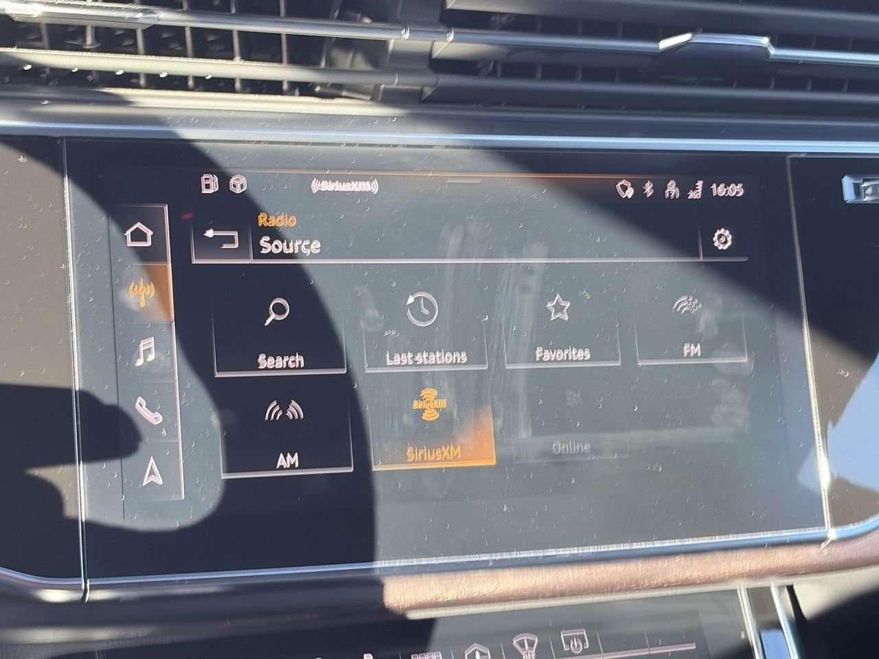 2023 Audi Q8 55 3.0T Technik quattro 8sp Tiptronic Alloy Wheels  Leather  Sunroof  Apple/Android CarPlay Photo