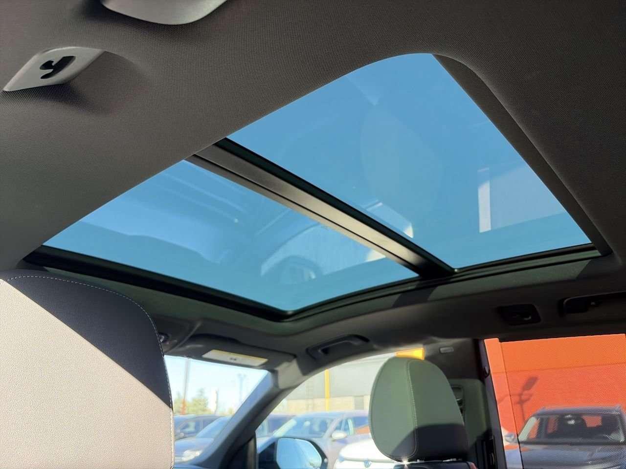 2023 Audi Q8 55 3.0T Technik quattro 8sp Tiptronic Alloy Wheels  Leather  Sunroof  Apple/Android CarPlay Photo