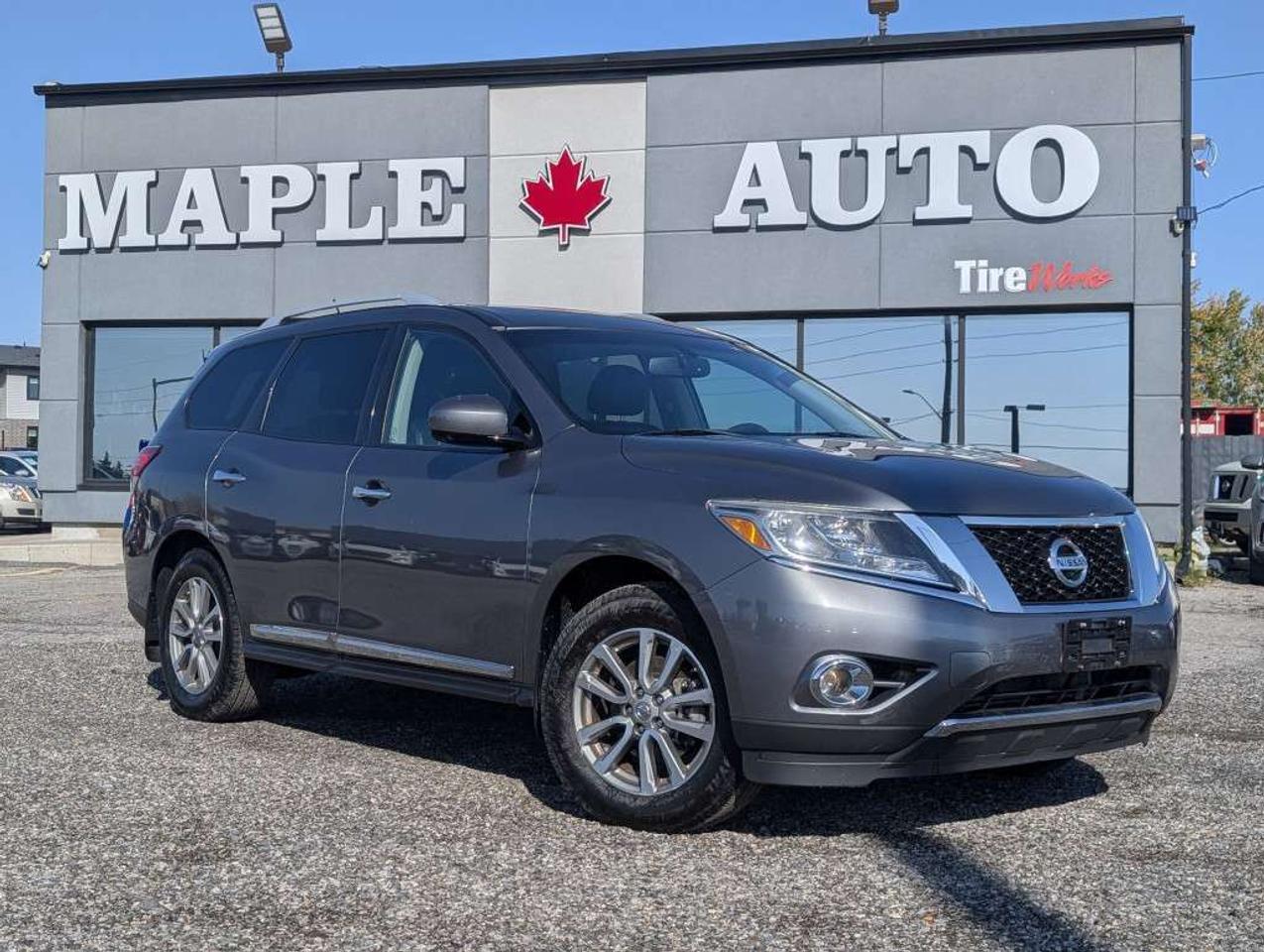 2016 Nissan Pathfinder SL NAV LEATHER PANOROOF CAMERA HTD SEATS Photo