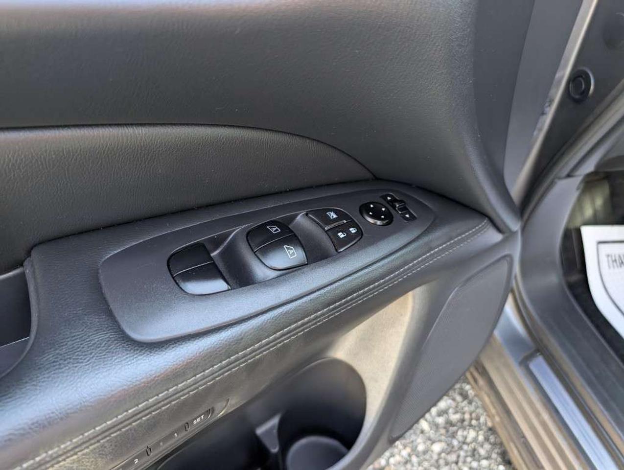 2016 Nissan Pathfinder SL NAV LEATHER PANOROOF CAMERA HTD SEATS Photo