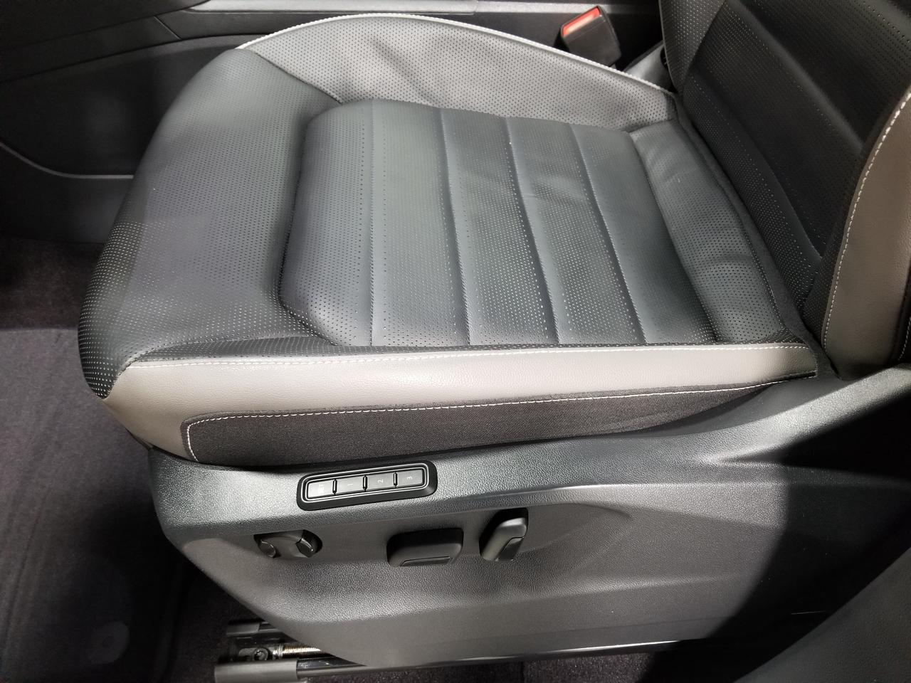 2021 Volkswagen Atlas 3.6 FSI Highline 4dr All-Wheel Drive 4MOTION Photo