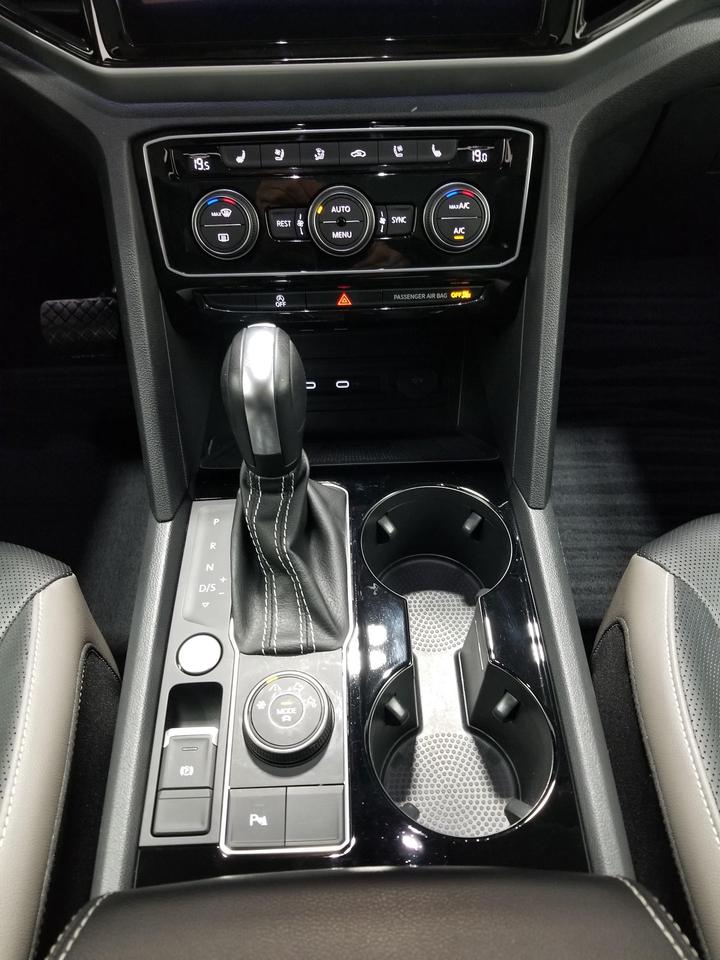 2021 Volkswagen Atlas 3.6 FSI Highline 4dr All-Wheel Drive 4MOTION Photo