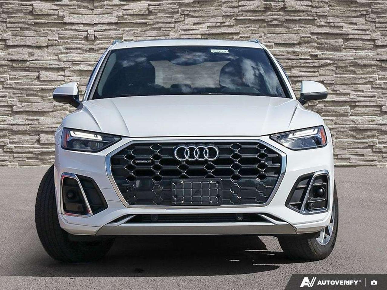 2023 Audi Q5 Quattro Photo1