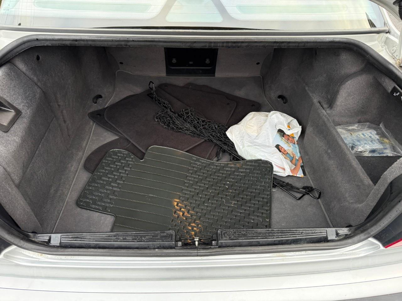 2001 BMW 7 Series 740iA 4dr Sdn Photo