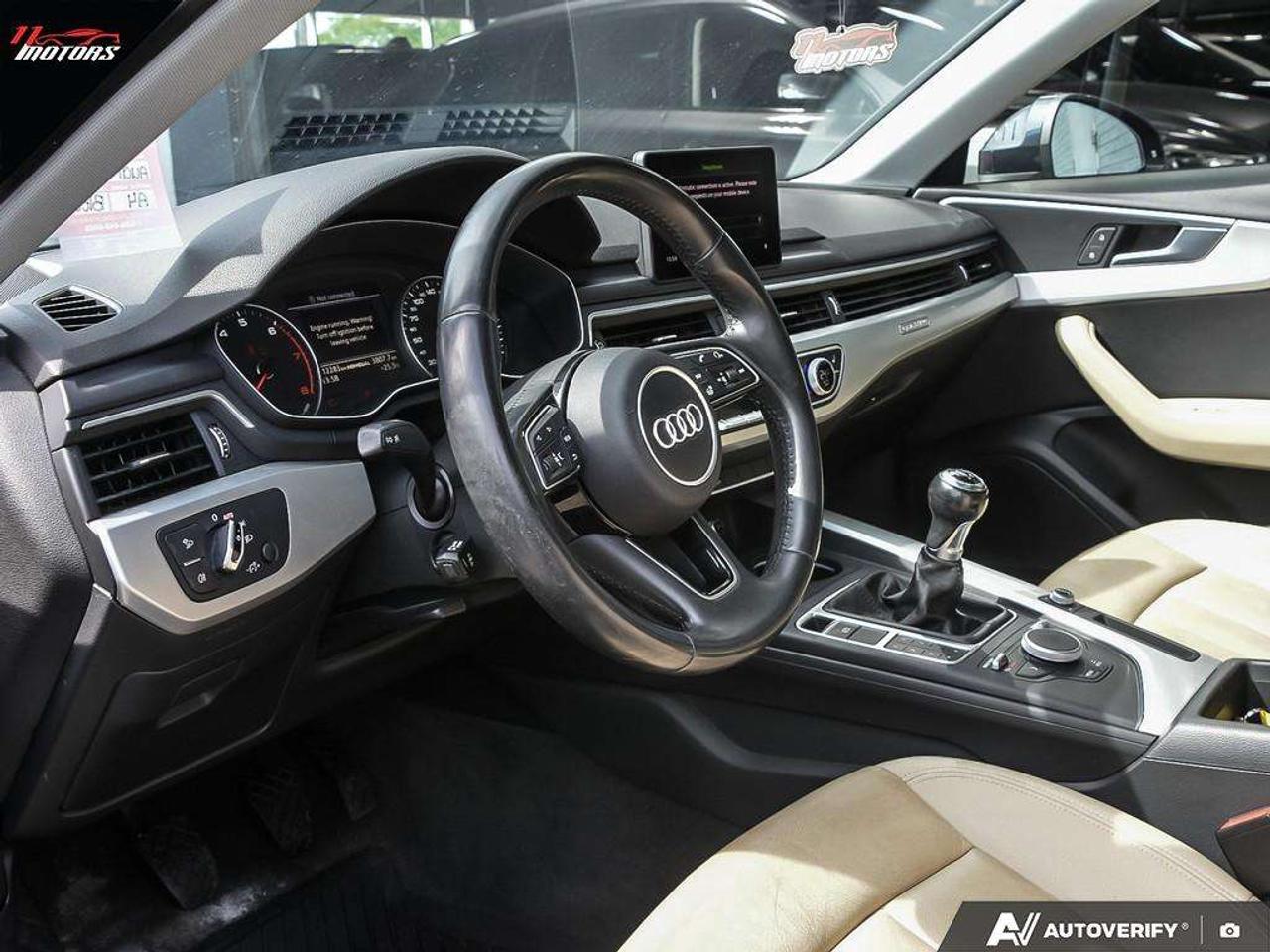 2017 Audi A4 4dr Sdn Komfort quattro   MANUAL Photo