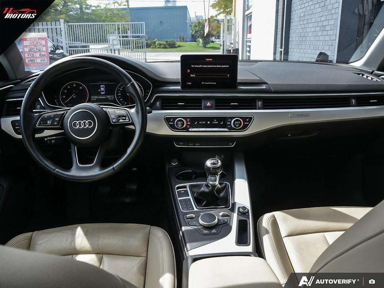 2017 Audi A4 4dr Sdn Komfort quattro   MANUAL Photo