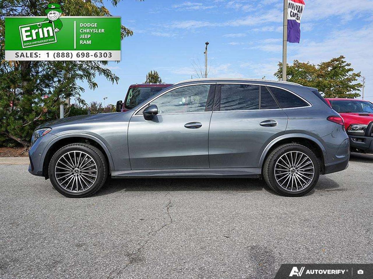 2023 Mercedes-Benz GLC PREMIUM ENHANCE PKG NAVI PANO NEW TIRES Photo