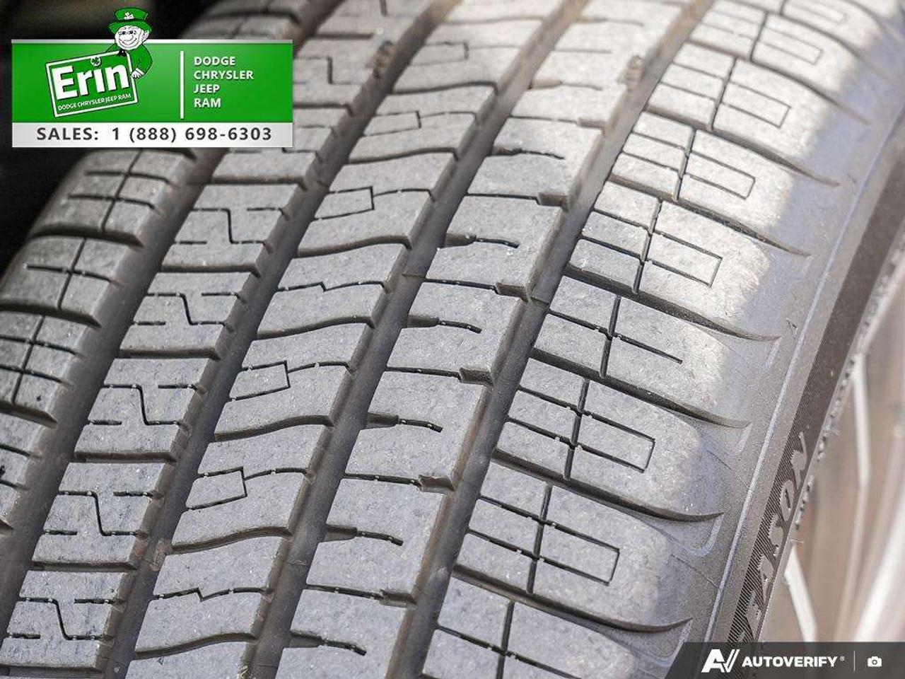2023 Mercedes-Benz GLC PREMIUM ENHANCE PKG NAVI PANO NEW TIRES Photo