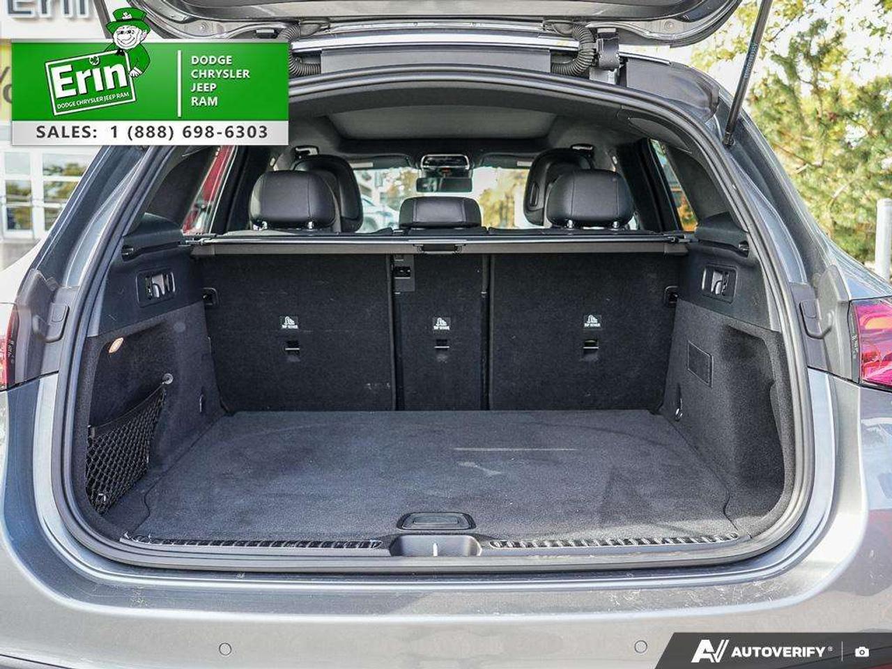 2023 Mercedes-Benz GLC PREMIUM ENHANCE PKG NAVI PANO NEW TIRES Photo