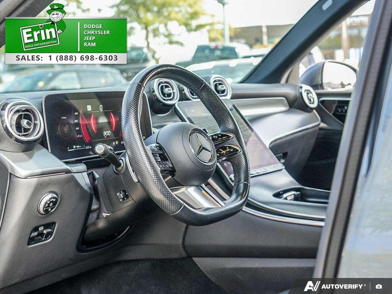 2023 Mercedes-Benz GLC PREMIUM ENHANCE PKG NAVI PANO NEW TIRES Photo
