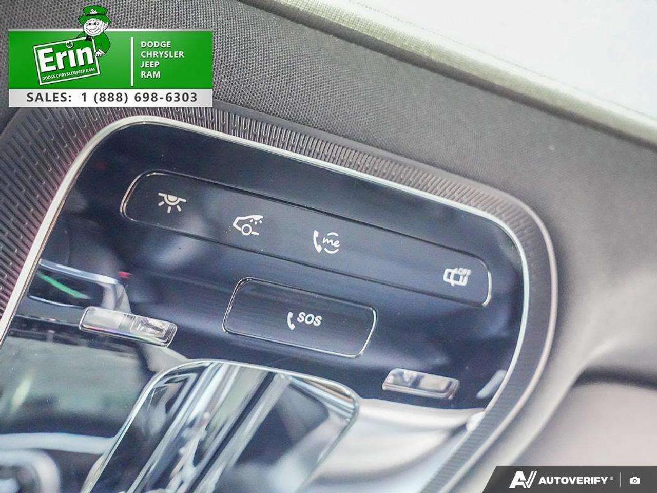 2023 Mercedes-Benz GLC PREMIUM ENHANCE PKG NAVI PANO NEW TIRES Photo