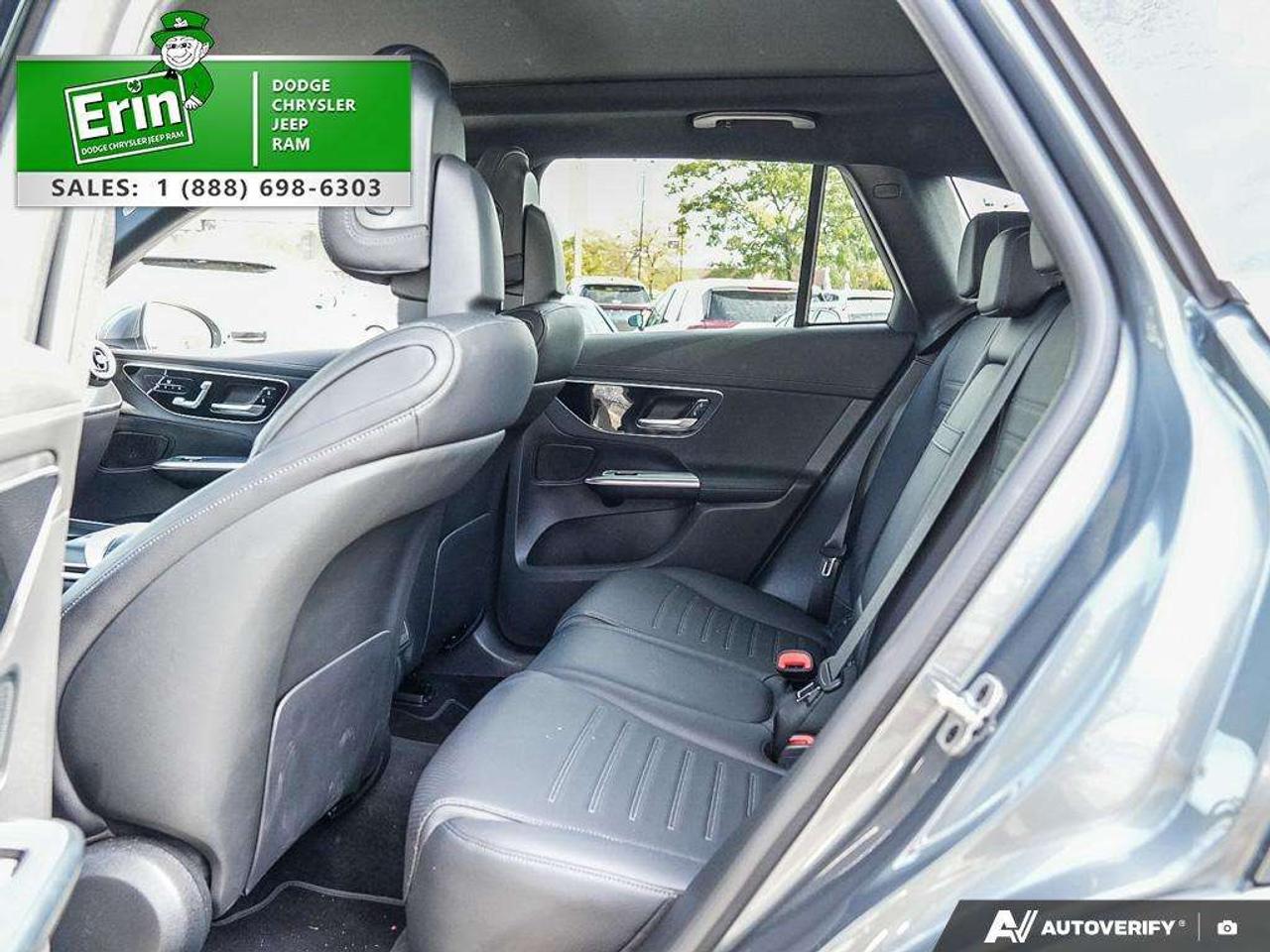 2023 Mercedes-Benz GLC PREMIUM ENHANCE PKG NAVI PANO NEW TIRES Photo