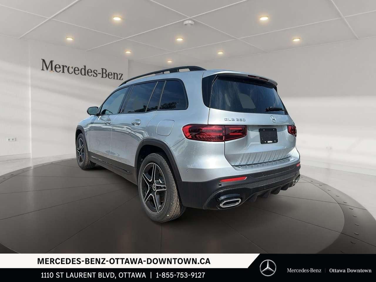 2026 Mercedes-Benz GLB 4MATIC SUV Photo3