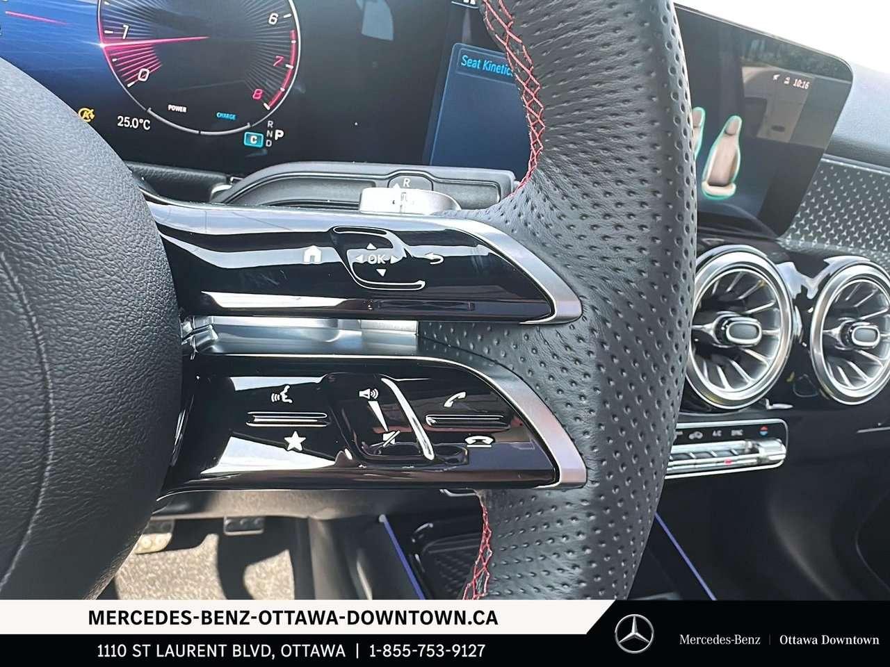 2026 Mercedes-Benz GLB 4MATIC SUV Photo