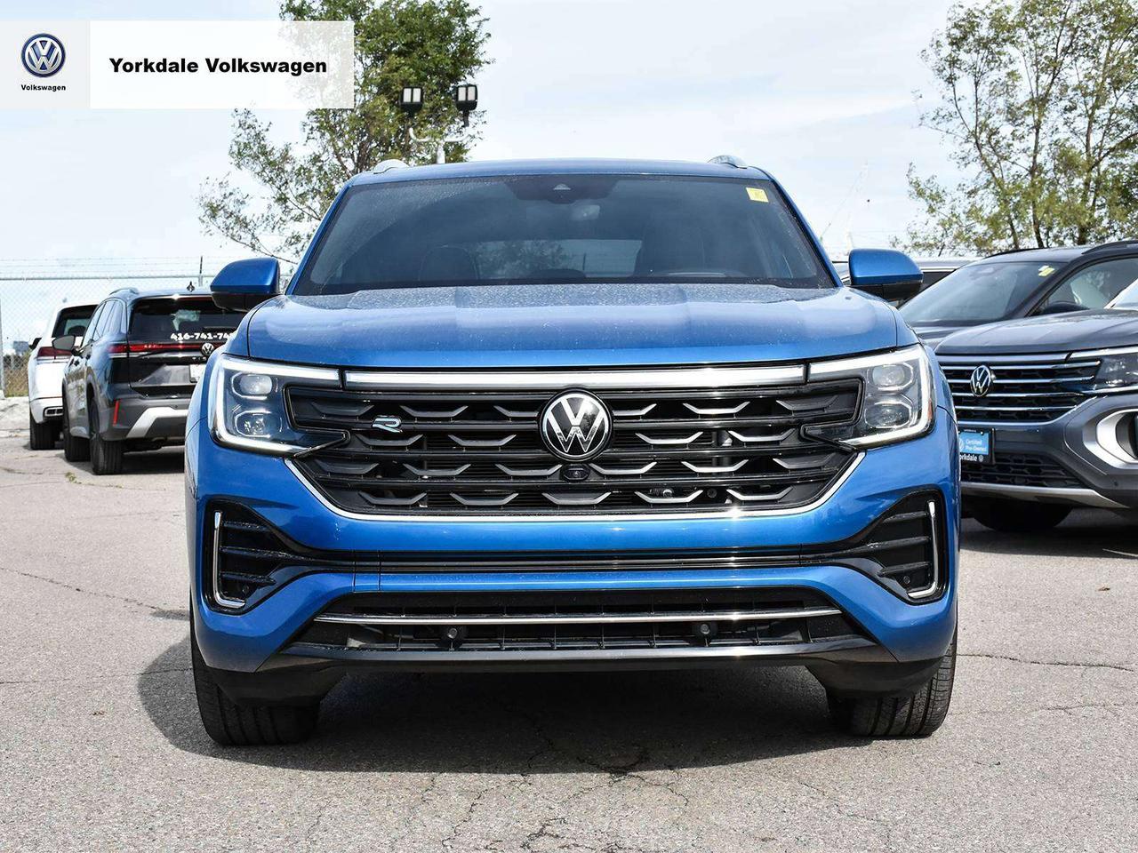 2024 Volkswagen Atlas EXECLINE Photo
