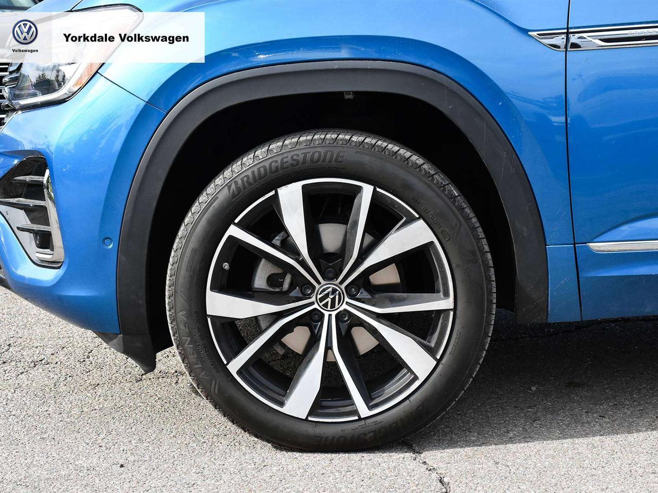 2024 Volkswagen Atlas EXECLINE Photo
