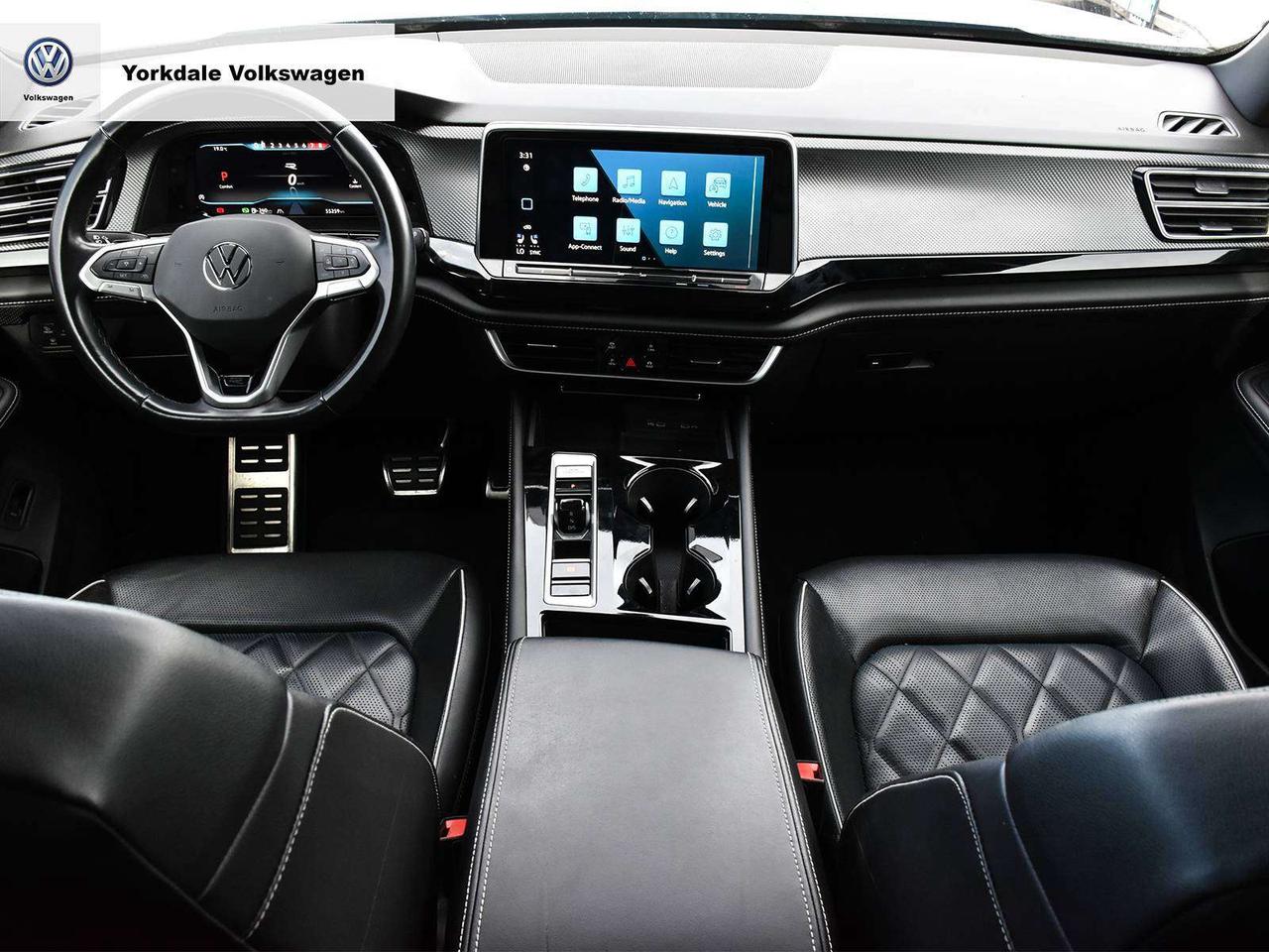 2024 Volkswagen Atlas EXECLINE Photo