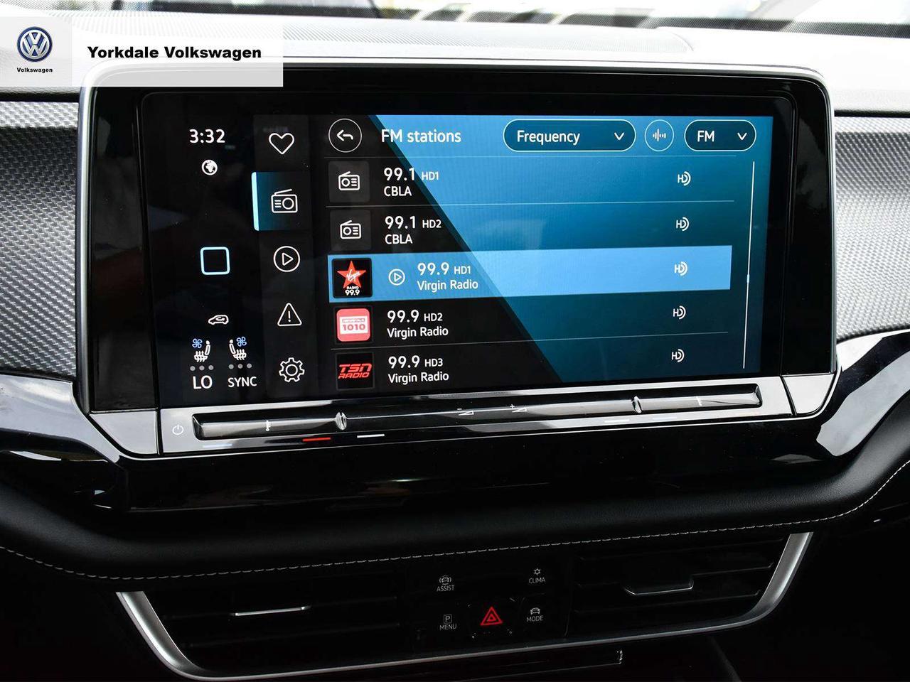 2024 Volkswagen Atlas EXECLINE Photo